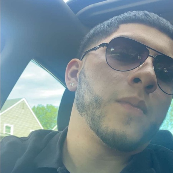 Meet your Posher, Jason - Picture 1 of 1